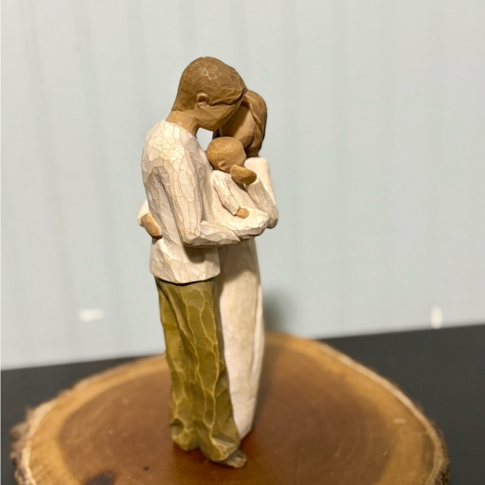 Willow Tree Our Gift Family Figurine by Susan Lordi Resin 2006 - Picture 4 of 6